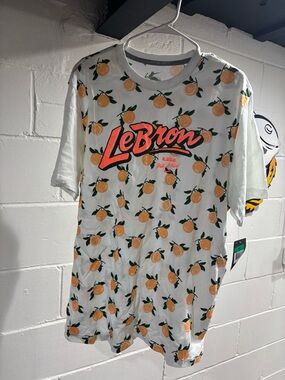 LeBron James “State of Mind” Nike White Graphic Orange-Print Short Sleeve Tee